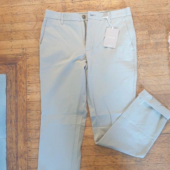 Everlane Performance Chino in Seagrass, Slim Fit - Picture 2 of 2